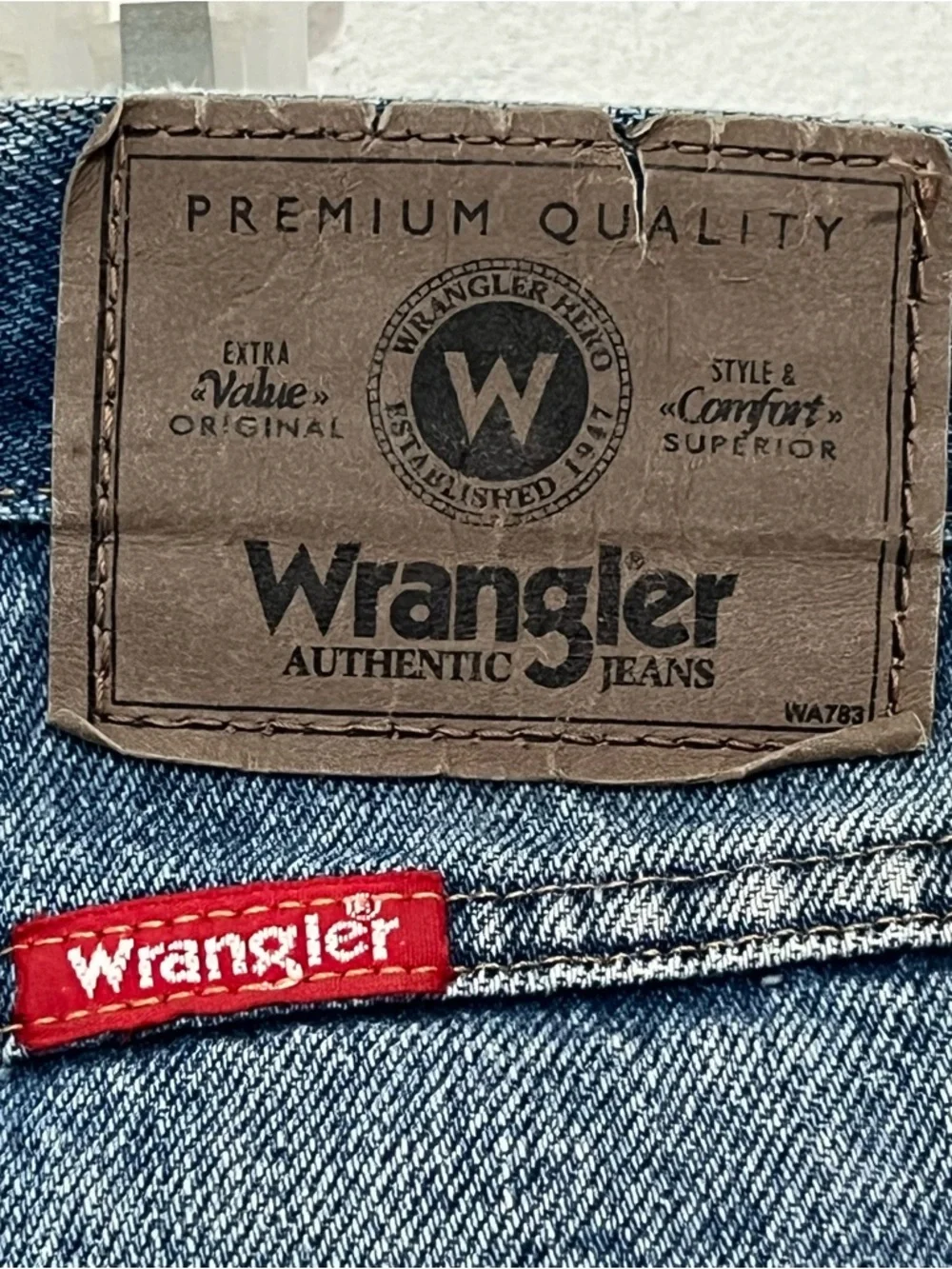 Wrangler Men Jeans Straight Fit 5 Pockets Style Denim Blue Jeans Size 46”x 30” - Picture 2 of 14